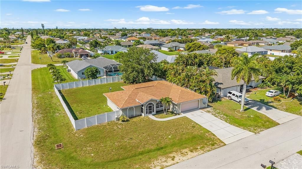 116 SW 28th TER, CAPE CORAL, FL 33914 — exterior