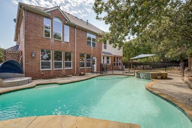 2303 Landwick Court, Corinth, TX 76210