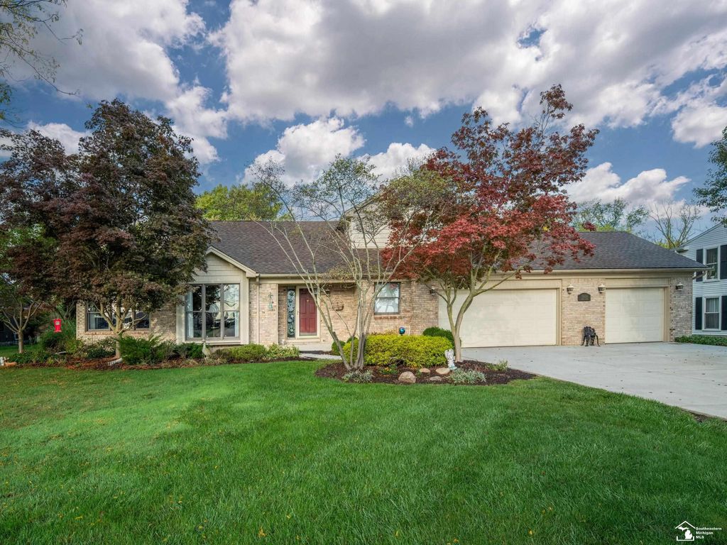 17624 Parke Lane Lane, Grosse Ile Twp, MI 48138