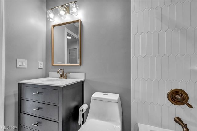 3800 Rosemont Boulevard 105G, Fairlawn, OH 44333