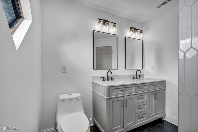 3800 Rosemont Boulevard 105G, Fairlawn, OH 44333