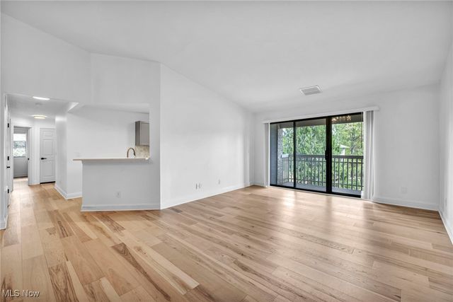 3800 Rosemont Boulevard 105G, Fairlawn, OH 44333