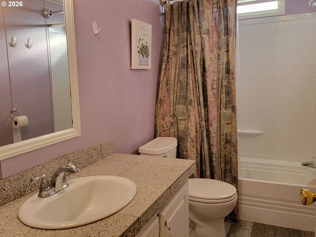 2980 Ne DIVISION St, Gresham, OR 97030