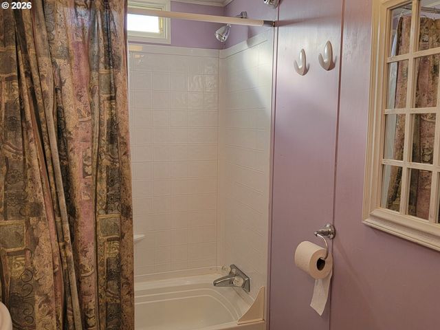2980 Ne DIVISION St, Gresham, OR 97030