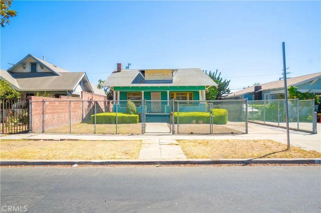 1430 W 51st, Los Angeles, CA 90062