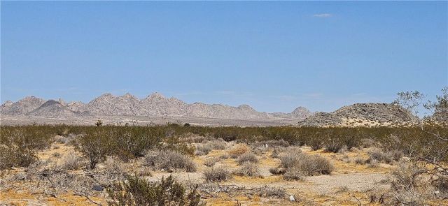 800 Lincoln Rd., Lucerne Valley, CA 92356