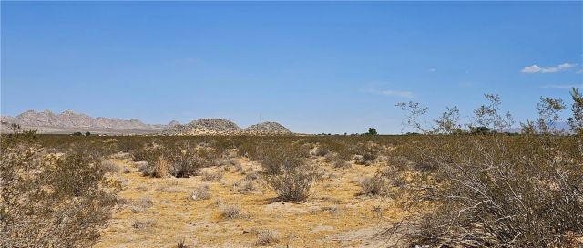 800 Lincoln Rd., Lucerne Valley, CA 92356