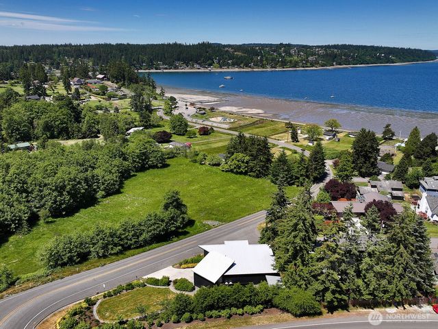 1649 Stewart Road, Freeland, WA 98249