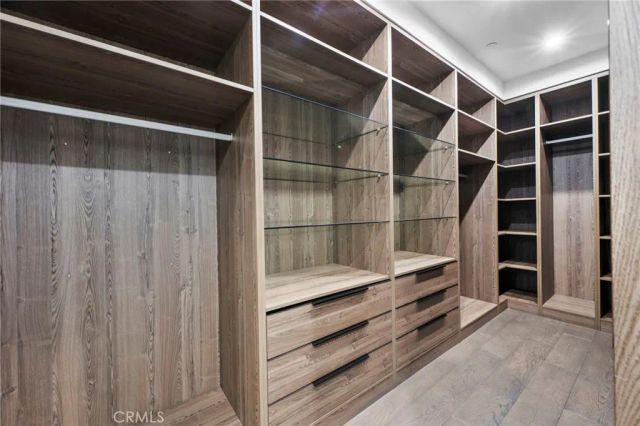 2033 Glencoe, Los Angeles, CA 90068
