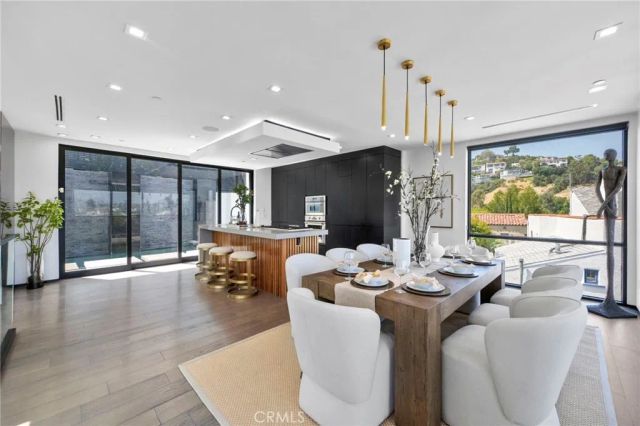 2033 Glencoe, Los Angeles, CA 90068