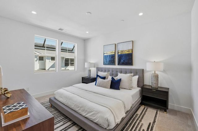 214 Oak Circle, Walnut Creek, CA 94597