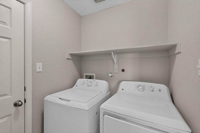 2022 S ENSENADA Circle SE, Rio Rancho, NM 87124