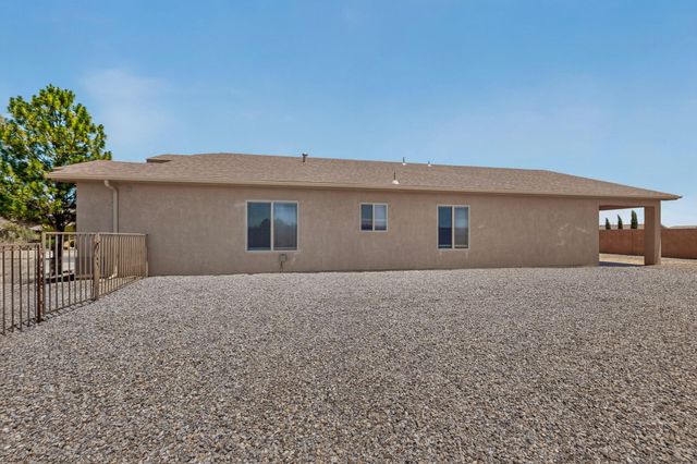 2022 S ENSENADA Circle SE, Rio Rancho, NM 87124