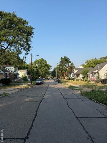 17222 Detroit Street, Detroit, MI 48224