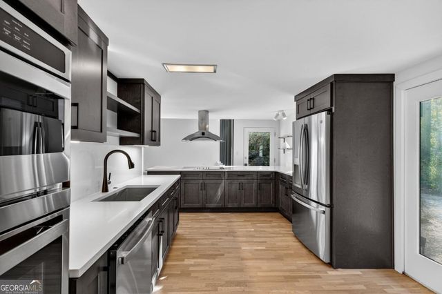 3813 Watkins Place NE, Brookhaven, GA 30319