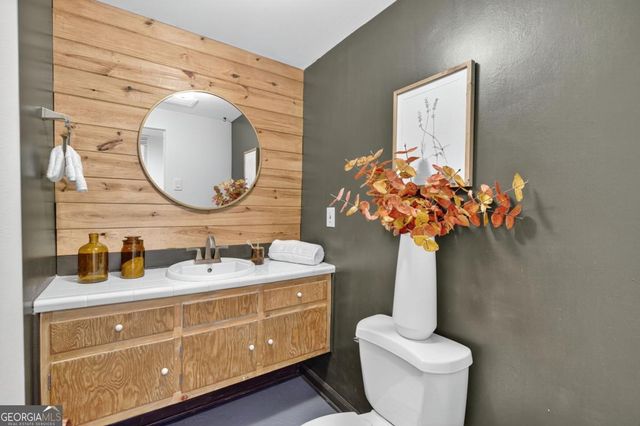 3813 Watkins Place NE, Brookhaven, GA 30319