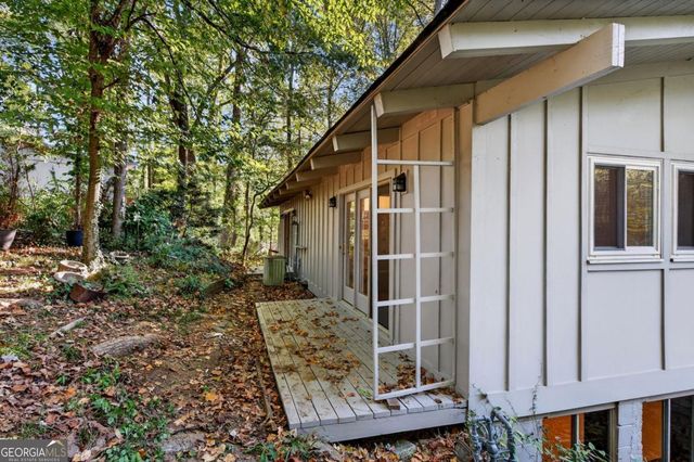 3813 Watkins Place NE, Brookhaven, GA 30319