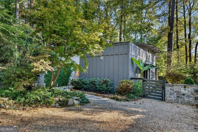 3813 Watkins Place NE, Brookhaven, GA 30319