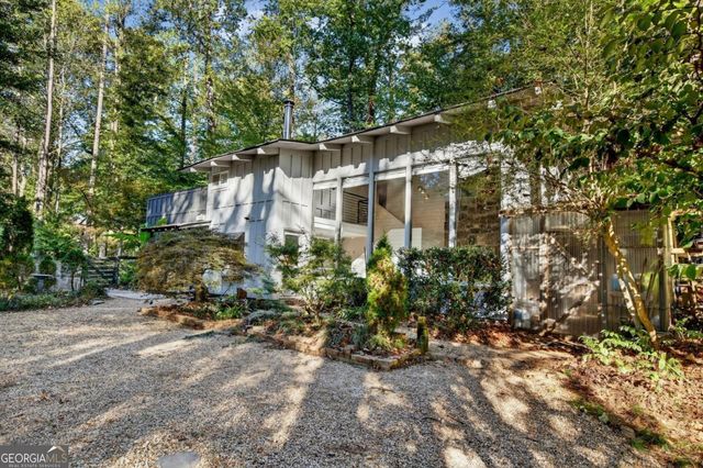 3813 Watkins Place NE, Brookhaven, GA 30319