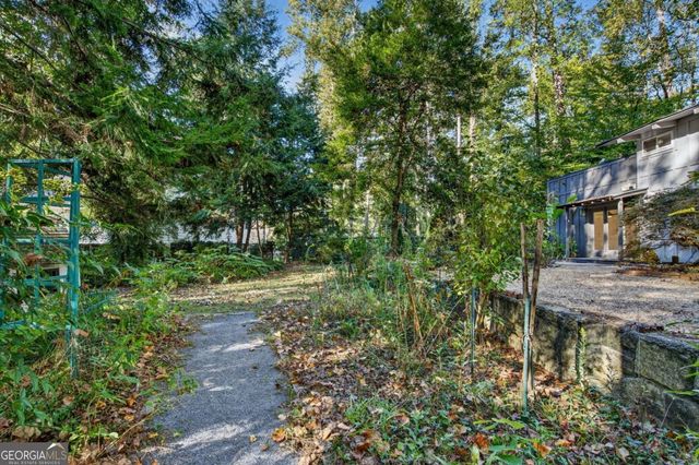 3813 Watkins Place NE, Brookhaven, GA 30319