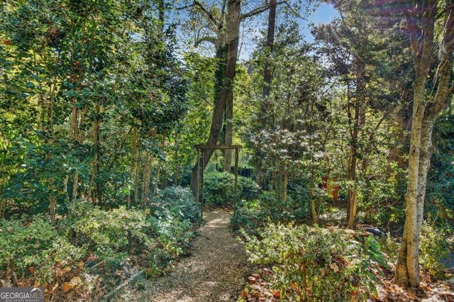 3813 Watkins Place NE, Brookhaven, GA 30319