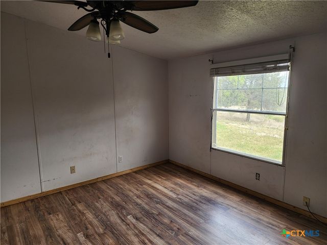 121 Los Indios, Gatesville, TX 76528