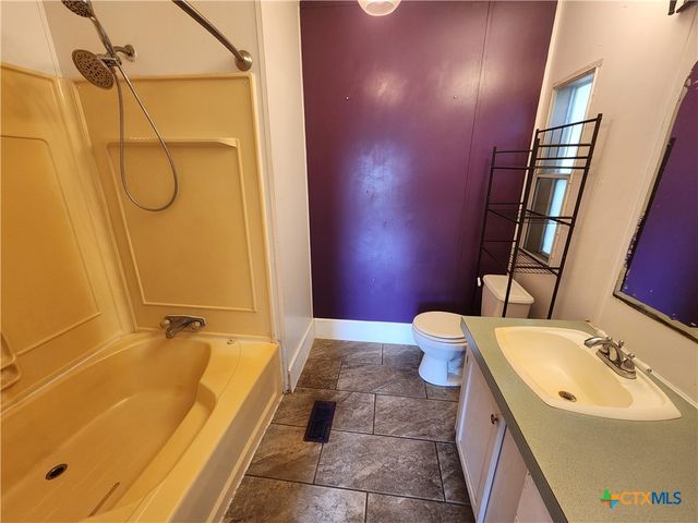 121 Los Indios, Gatesville, TX 76528
