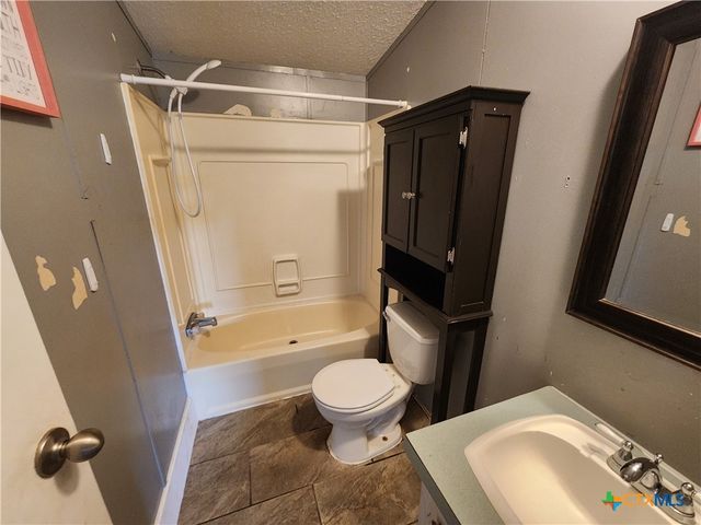 121 Los Indios, Gatesville, TX 76528