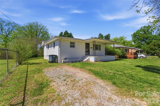 615 W Marsh Street, Salisbury, NC 28144