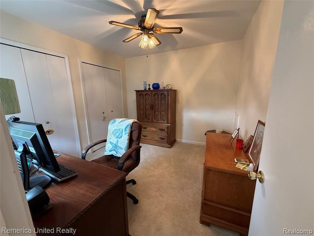 3772 Heritage Parkway, Dearborn, MI 48124