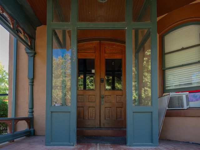 232 Woodward Avenue, Kalamazoo, MI 49007