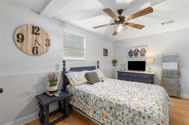 309 Burke Circle, Mcdonough, GA 30253