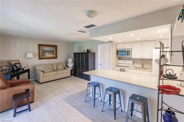 3 Bob O Link CT B, Naples, FL 34105