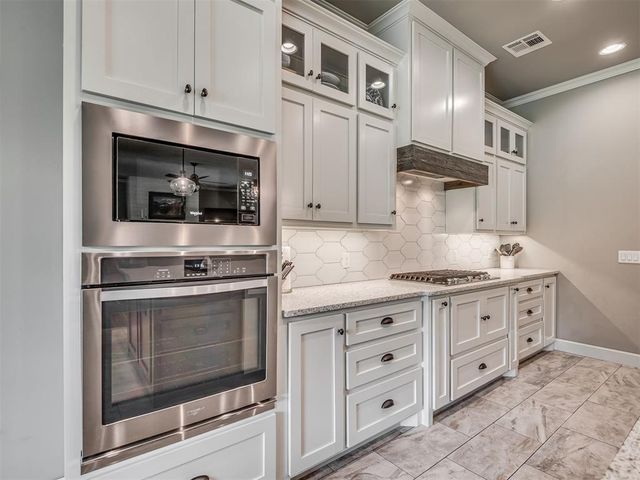 909 Reedser Way, Choctaw, OK 73020
