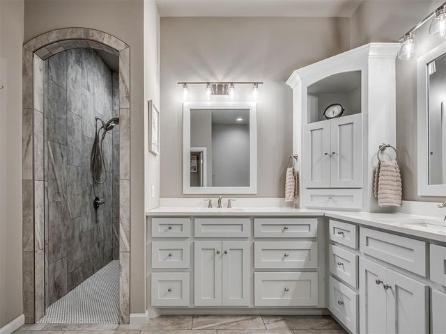 909 Reedser Way, Choctaw, OK 73020