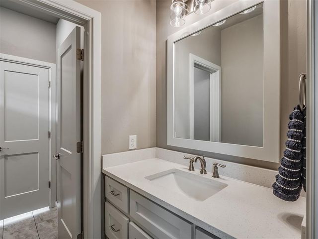 909 Reedser Way, Choctaw, OK 73020