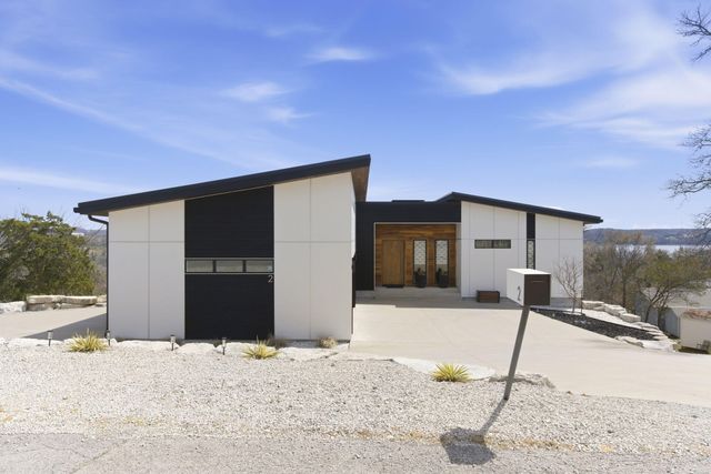 2 N Wilderness Trail, Kimberling City, MO 65686