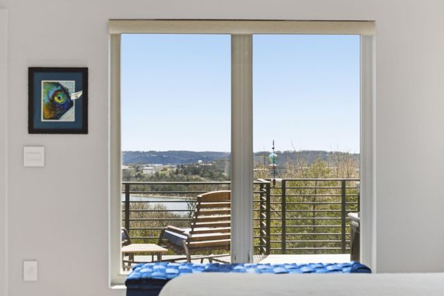 2 N Wilderness Trail, Kimberling City, MO 65686