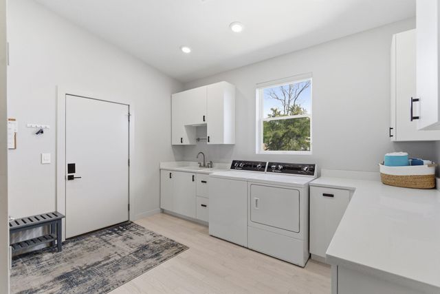 2 N Wilderness Trail, Kimberling City, MO 65686