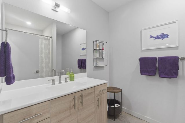 2 N Wilderness Trail, Kimberling City, MO 65686