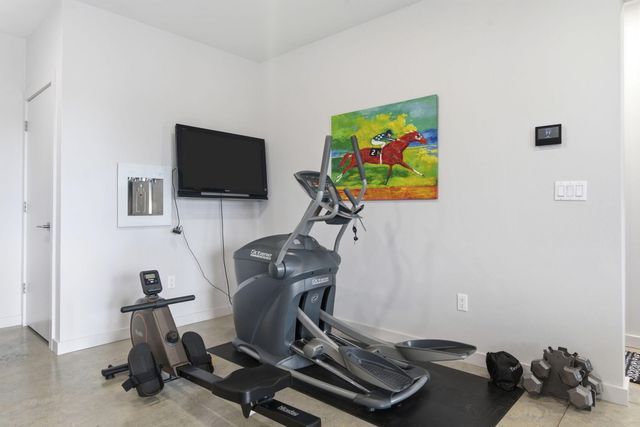 2 N Wilderness Trail, Kimberling City, MO 65686