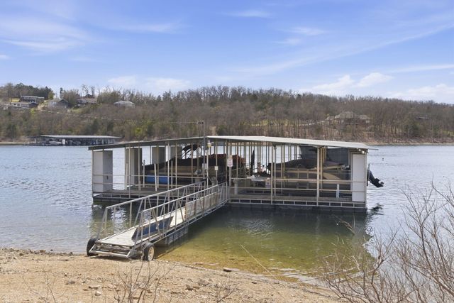 2 N Wilderness Trail, Kimberling City, MO 65686