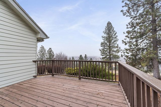 7335 N Five Mile Rd, Spokane, WA 99208