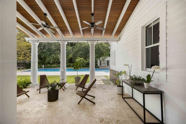 6845 SW 98th Street, Pinecrest, FL 33156