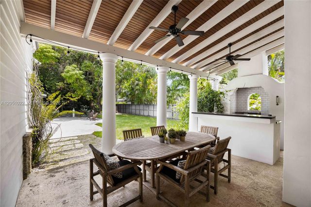 6845 SW 98th Street, Pinecrest, FL 33156