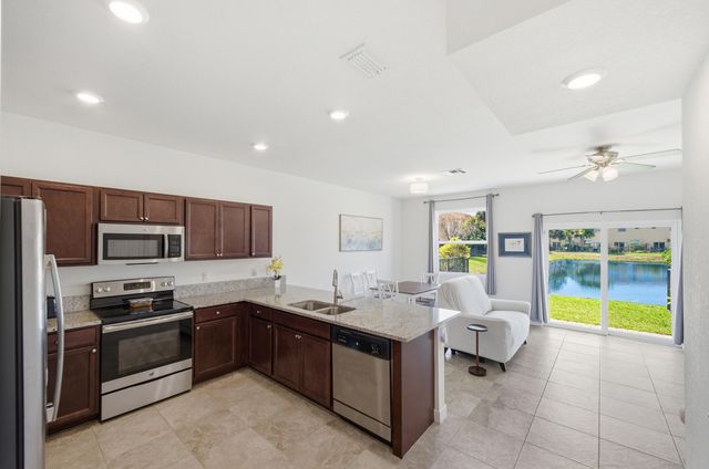 4319 Braxton Avenue, West Palm Beach, FL 33417