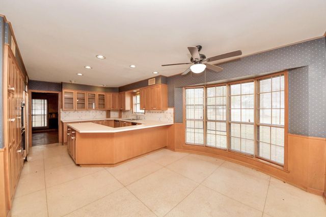 17115 County Road 831, Pearland, TX 77584