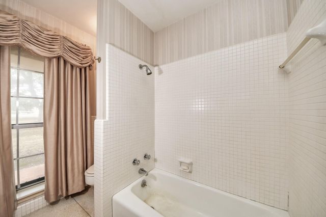 17115 County Road 831, Pearland, TX 77584