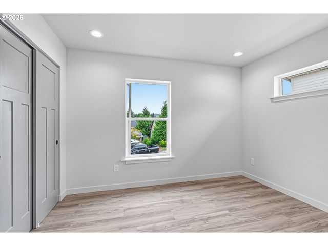 230 GLENGATE St, Cathlamet, WA 98612