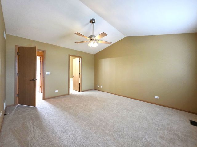 1522 Fox Sedge Trail, Woodstock, IL 60098